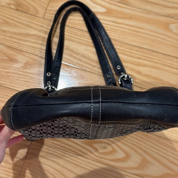 Vintage Coach Soho Black Leather and Canvas Monogram Logo Shoulder Bag - Picture 3 of 8